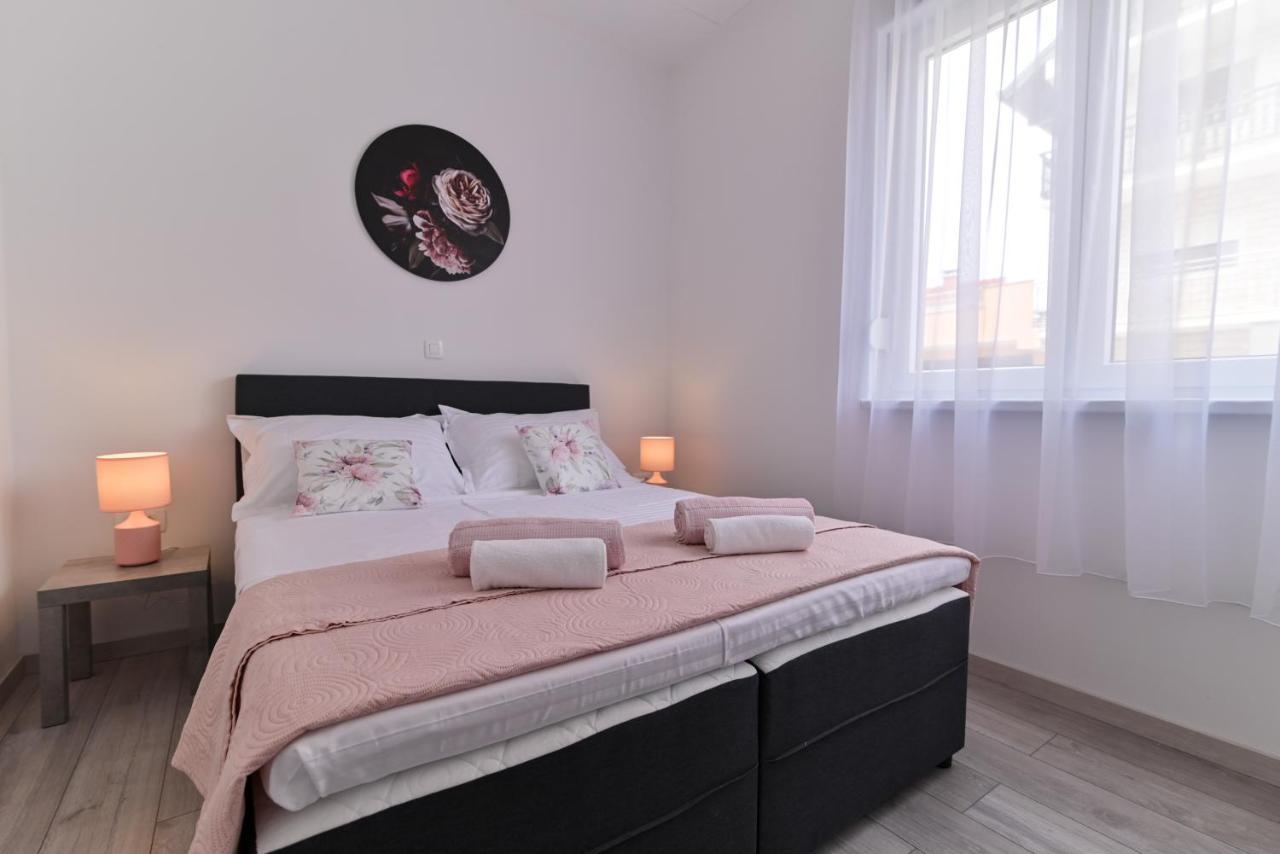 Apartmani Castrum Kaštela Exteriér fotografie