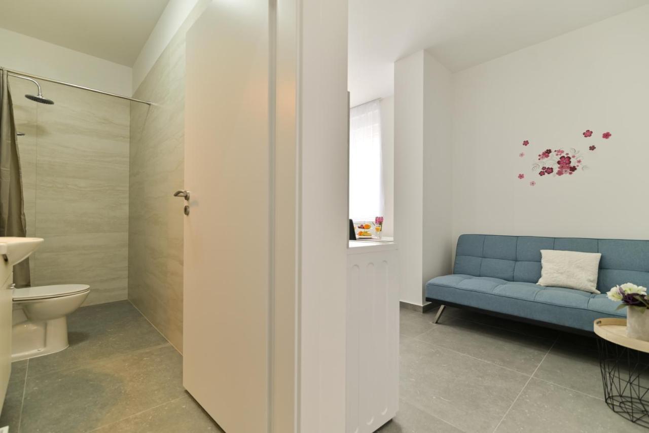 Apartmani Castrum Kaštela Exteriér fotografie